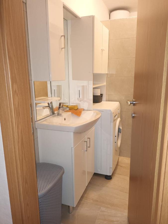 Kuca Za Odmor Varos Villa Vrlika Ngoại thất bức ảnh