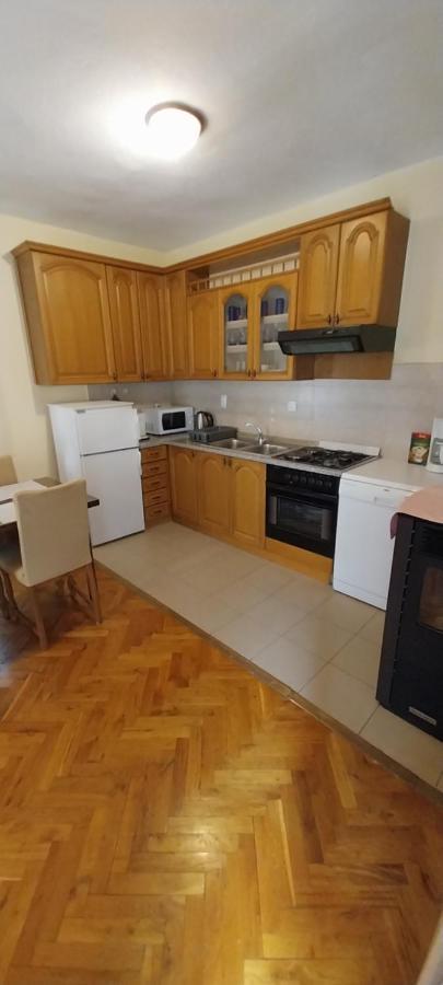 Kuca Za Odmor Varos Villa Vrlika Ngoại thất bức ảnh