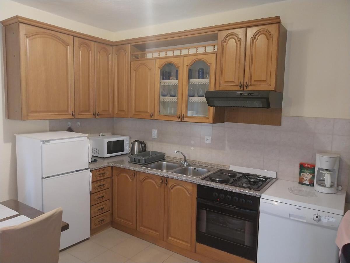 Kuca Za Odmor Varos Villa Vrlika Ngoại thất bức ảnh