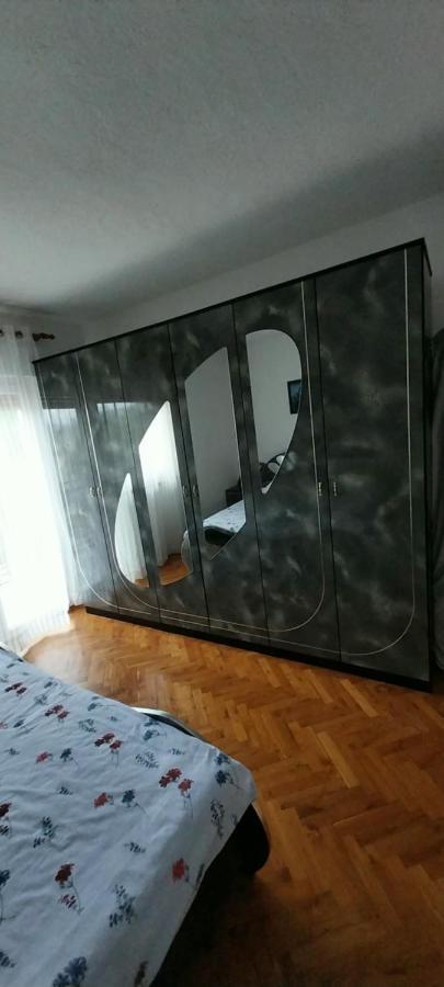 Kuca Za Odmor Varos Villa Vrlika Ngoại thất bức ảnh