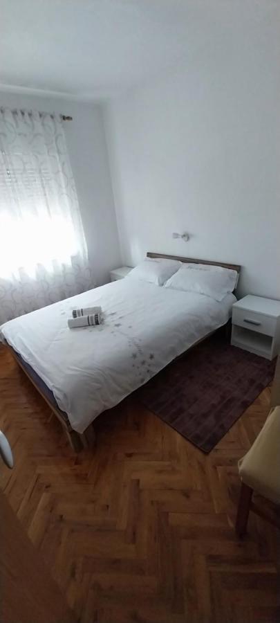 Kuca Za Odmor Varos Villa Vrlika Ngoại thất bức ảnh