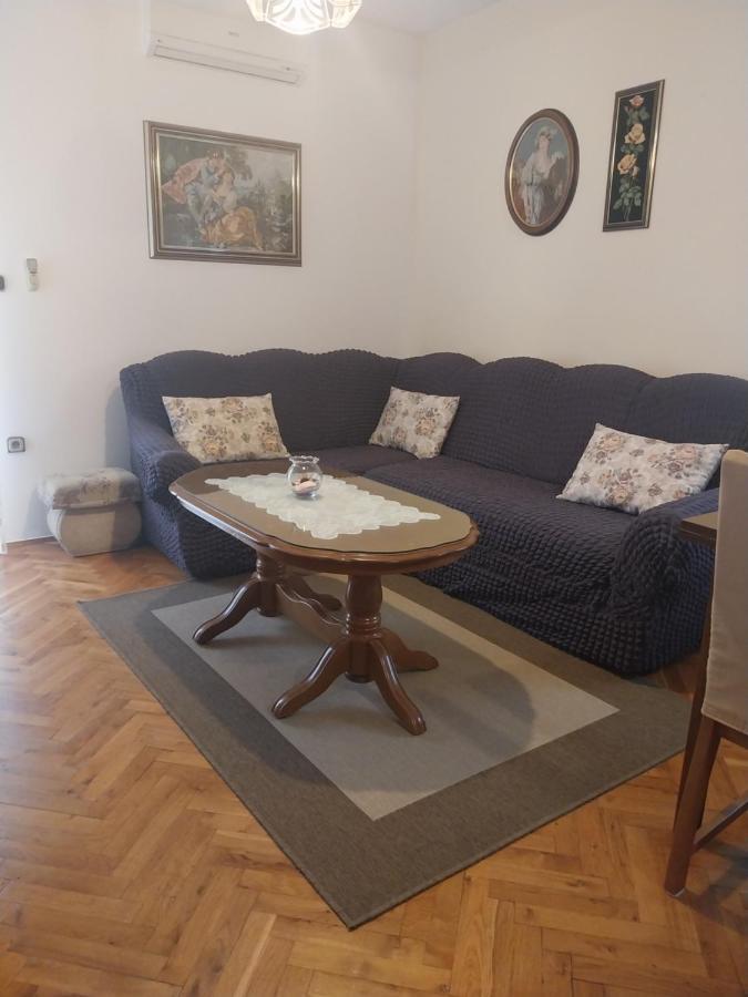 Kuca Za Odmor Varos Villa Vrlika Ngoại thất bức ảnh